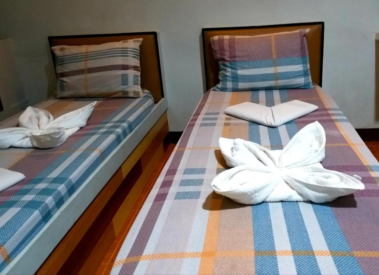 Sola Eleganza Apartelle ケソンシティ エクステリア 写真