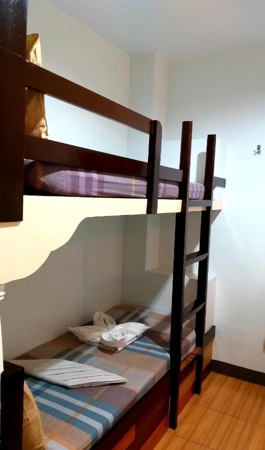 Sola Eleganza Apartelle ケソンシティ エクステリア 写真