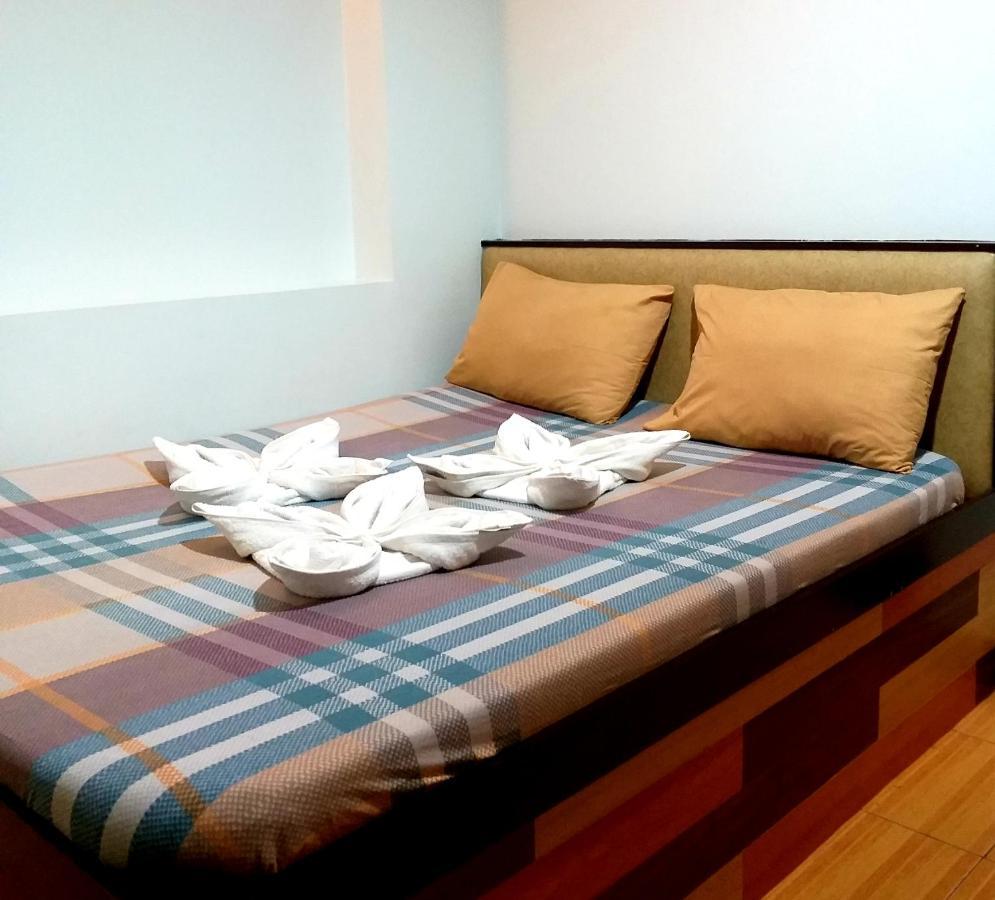 Sola Eleganza Apartelle ケソンシティ エクステリア 写真