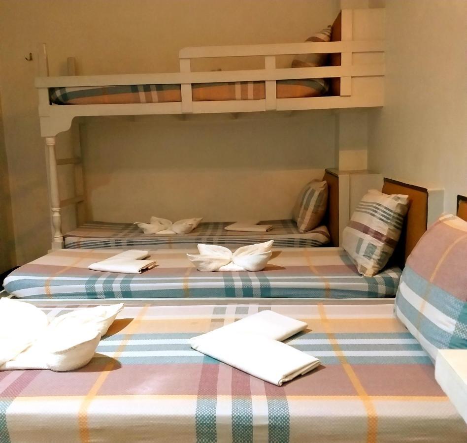 Sola Eleganza Apartelle ケソンシティ エクステリア 写真